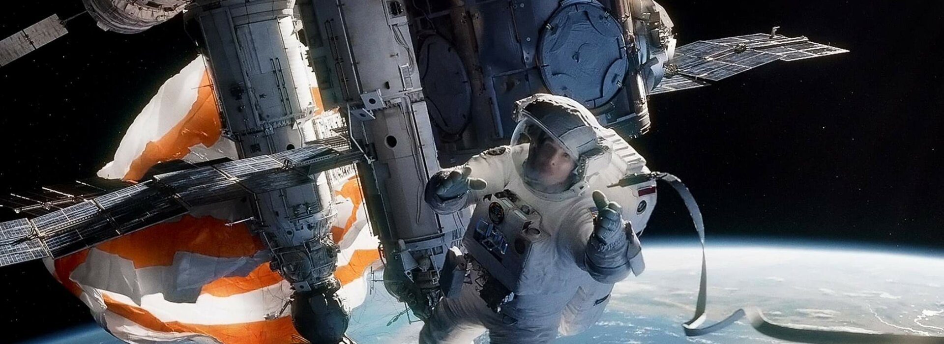 Gravity | © Warner Bros