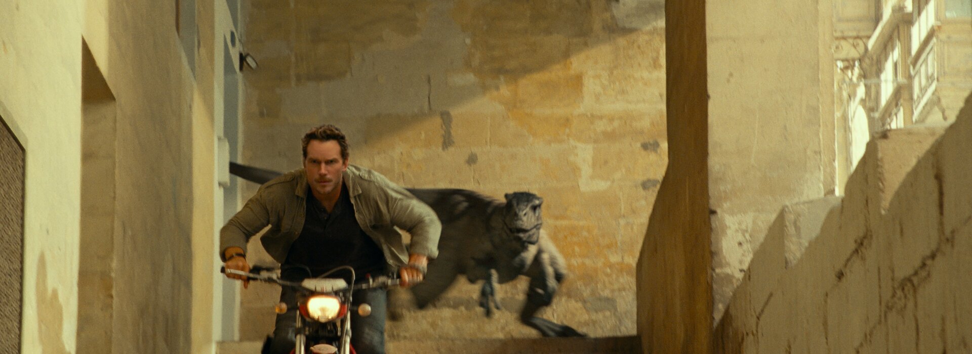 Kino-Tipps: In "Jurassic World 3" sind die Dinos am Vormarsch  | © UPI Media
