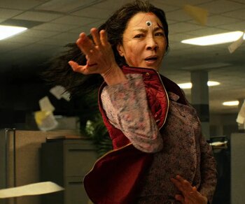 Kino-Tipps: Michelle Yeoh im Multiversum & Rabiye Kurnaz vor Gericht  | © Leonine